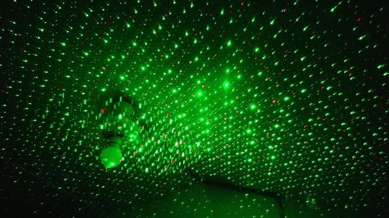 hoa văn của đèn laser chiếu xa